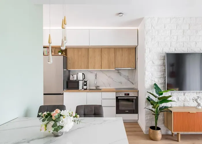 Apartment Exquisite Couples Delight With Free Bikes & Parking *