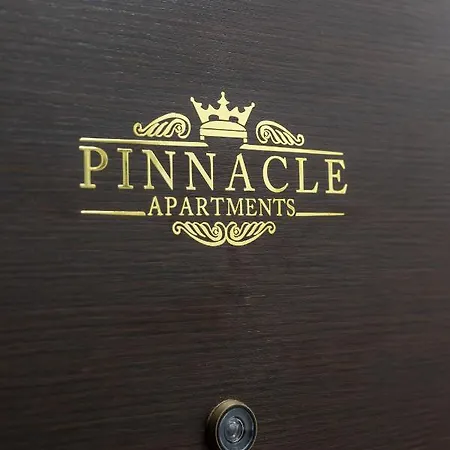 Apartman Modern With Balcony, Bikes & Parking - Pinnacle *