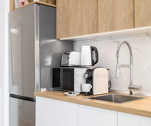 Exquisite Couples Delight With Free Bikes & Parking Lägenhet *