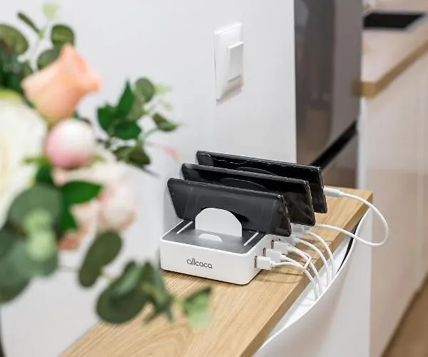 Exquisite Couples Delight With Free Bikes & Parking Lägenhet *